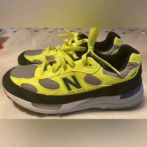 New Balance 992 USA Neon